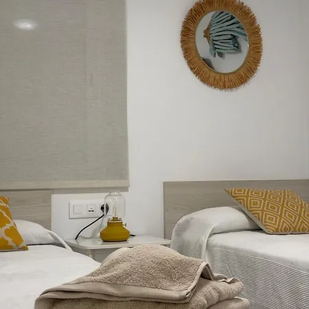 Apartamento Denia, Primera Línea De Playa *